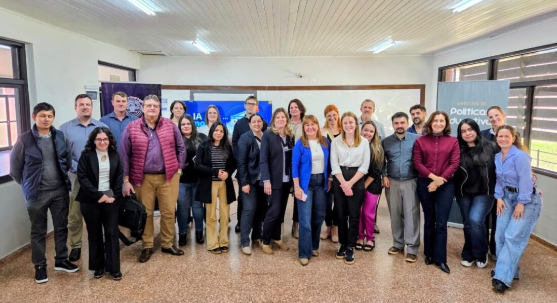 <b>INTELIGENCIA ARTIFICIAL</b>: LA LEGISLATURA CAPACITA A CONCEJOS DELIBERANTES ... thumbnail
